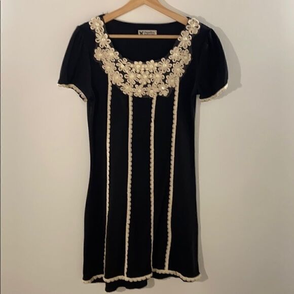 Papillon Vancouver/LA Beaded Floral Dress - Picture 1 of 8
